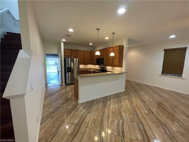 Townhouse for rent in Naples