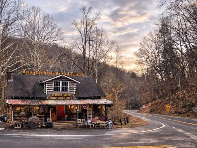 House for sale in Ansted, West Virginia