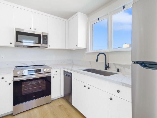 Apartment for rent in Long Beach, California