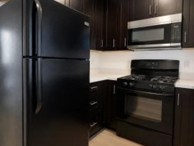 Apartment for rent in Canoga Park, California
