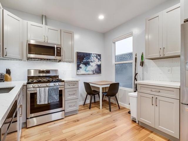 House for sale in Napa Creek Manor, Napa