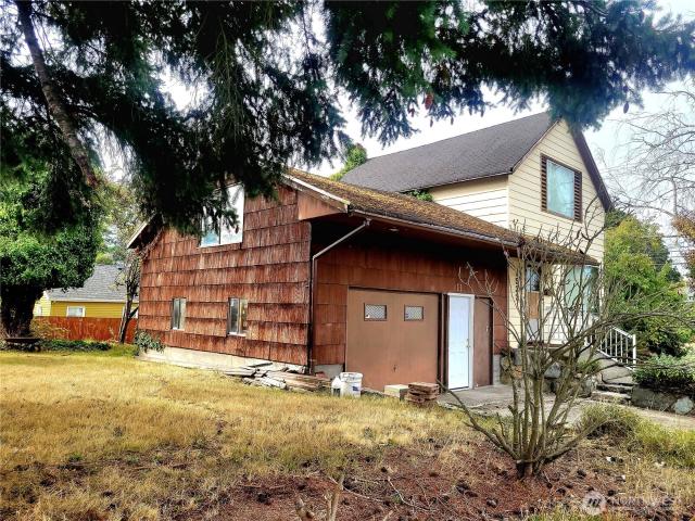 House for sale in Lincoln International District, Tacoma