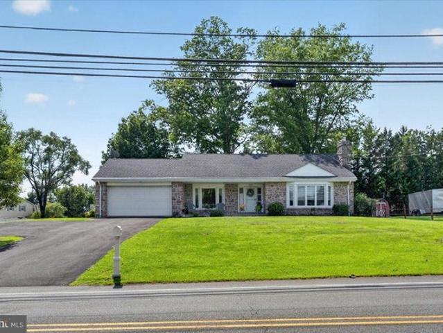 House for sale in Gilbertsville, Pennsylvania