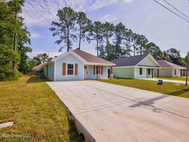 House for sale in Gautier, Mississippi