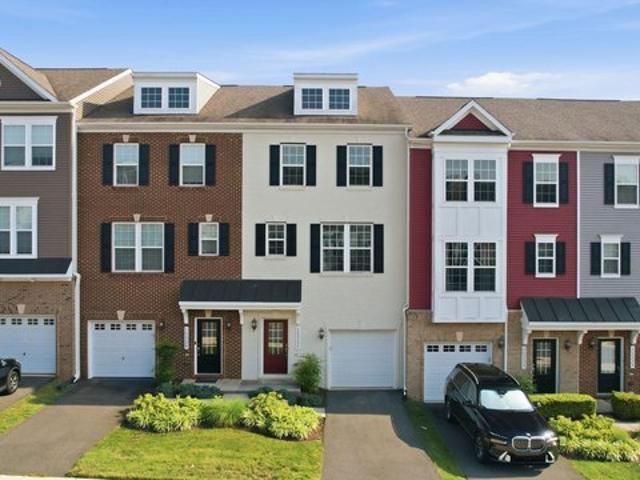 Condo for sale in Virginia
