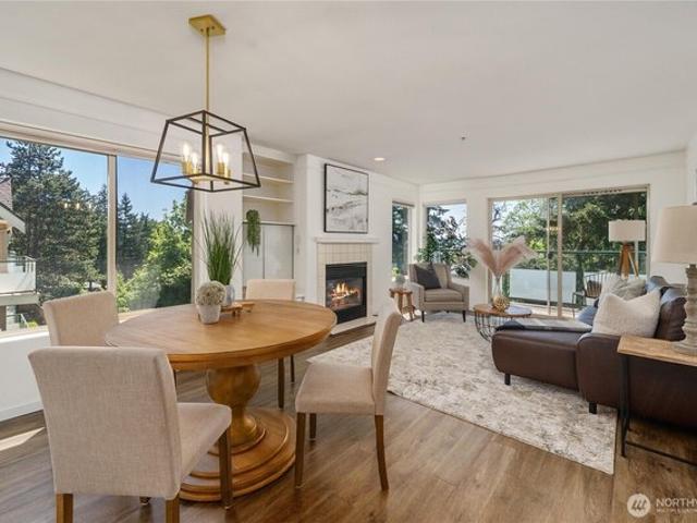 Condo for sale in Tukwila, Washington