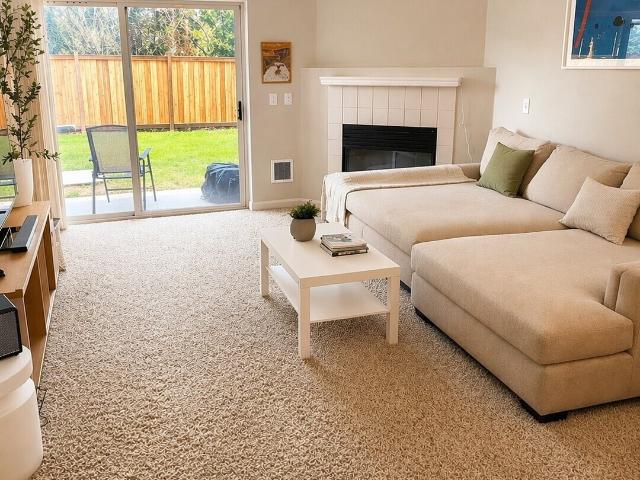 Condo for sale in Tukwila, Washington