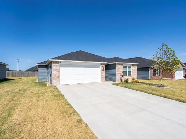 House for sale in Ark