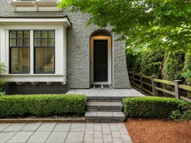 House for sale in South Surrey, Surrey