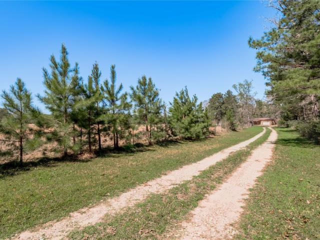 House for sale in Groveton, Texas