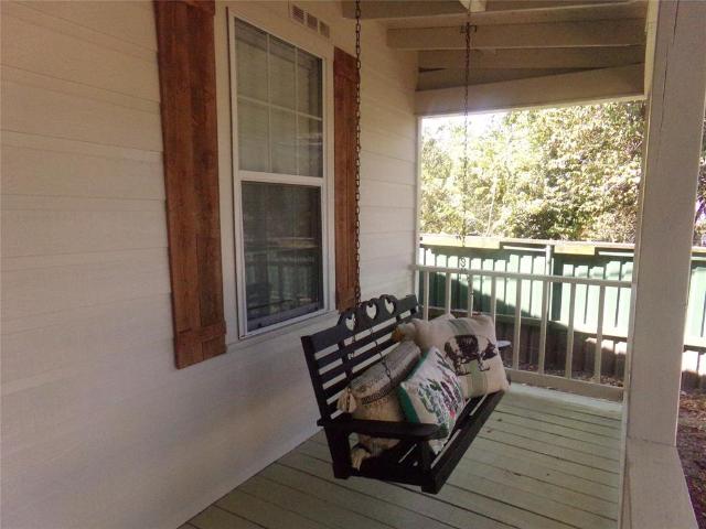 House for sale in Navarro, Texas