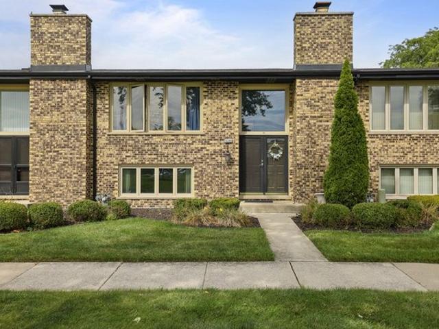 Townhouse for sale in Orland Park, Illinois