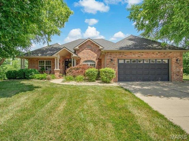 House for sale in Swansea, Saint Clair County