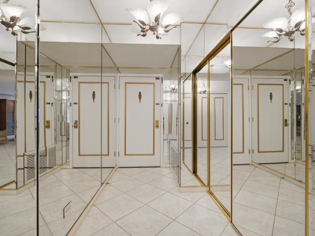 Condo for sale in Highland Park, Illinois