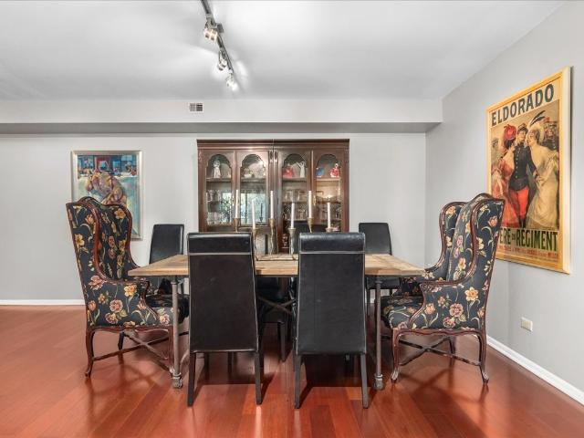 Condo for sale in Highland Park