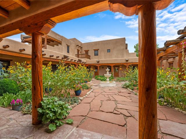 House for sale in New Mexico