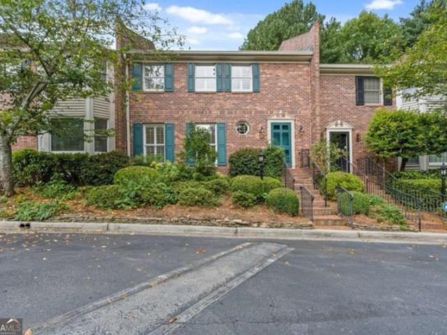 Townhouse for sale in Decatur, Georgia