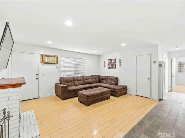 Condo for sale in Paramount, California