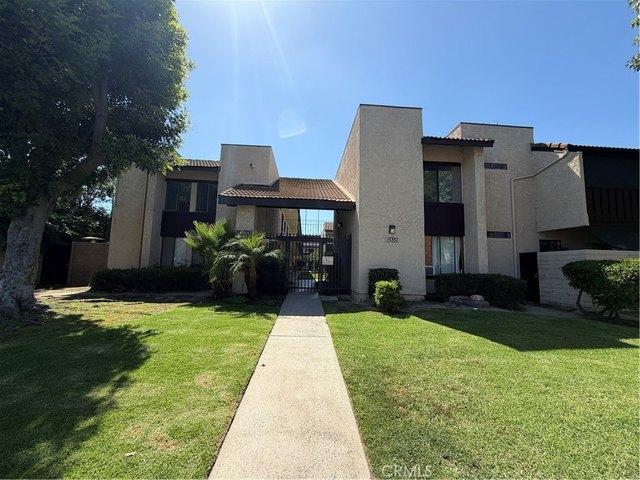 Condo for sale in Paramount, California