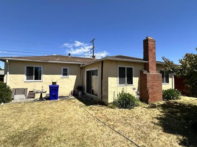 House for sale in San Leandro, California
