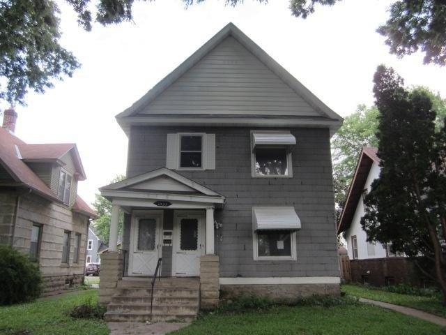 House for sale in Hennepin, Minnesota