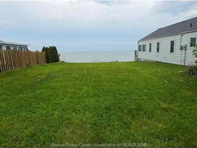 Land for sale in Kingsville, Ontario