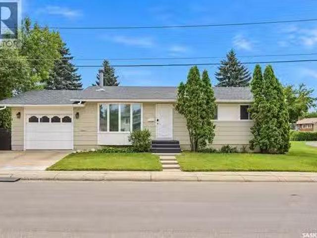 House for sale in Forest Grove, Saskatoon