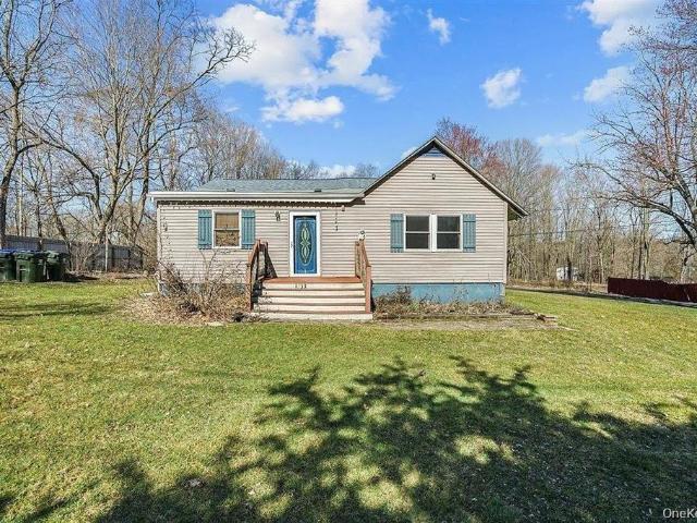 House for sale in Washingtonville, New York