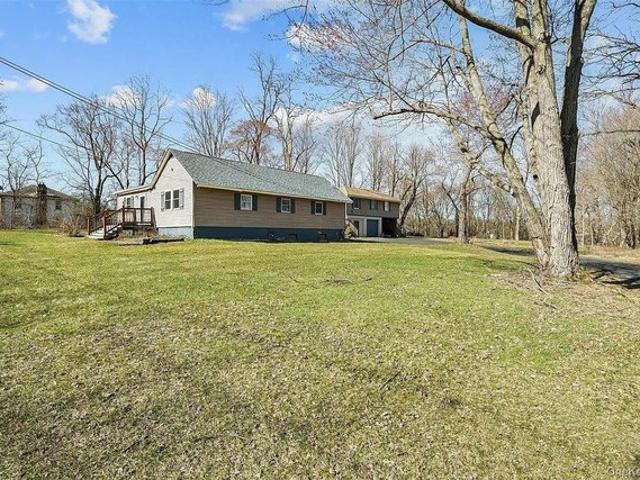 House for sale in Washingtonville, New York