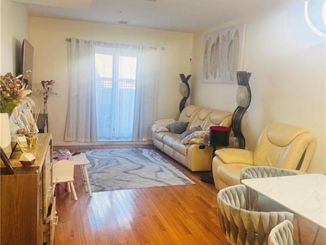 Condo for sale in Arverne, New York
