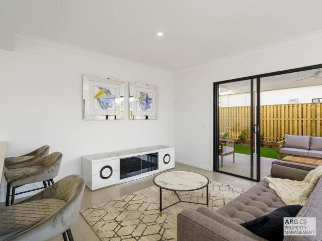 Townhouse for rent in Fernbrook, Queensland