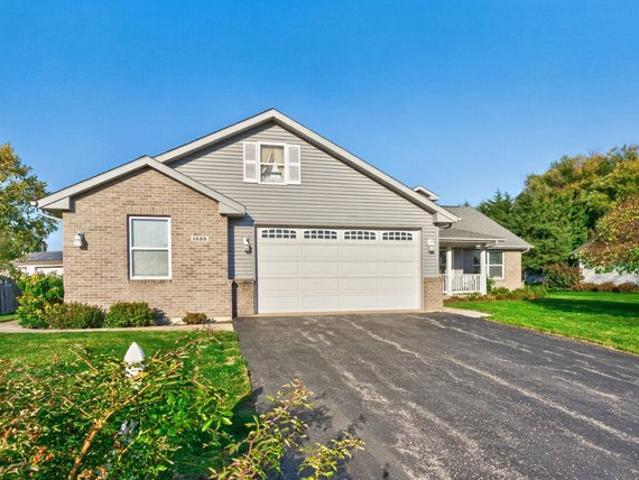 House for sale in Byron, Ogle County