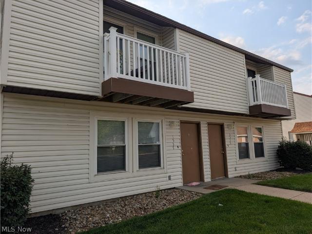 Townhouse for sale in Portage, Ohio