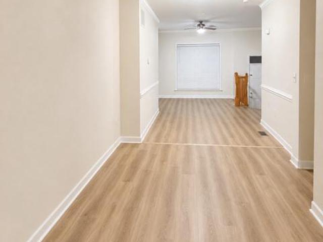 Townhouse for sale in Virginia