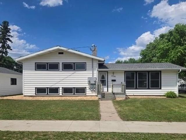 House for sale in Moorhead, Minnesota