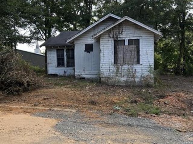 House for sale in Mccomb, Mississippi