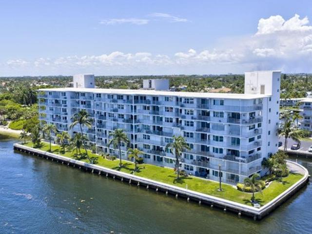 Condo for sale in Deerfield Beach, Florida