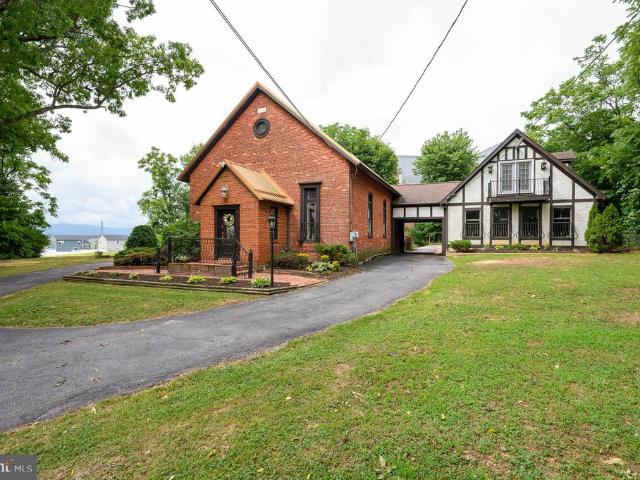 House for sale in Charles Town, West Virginia
