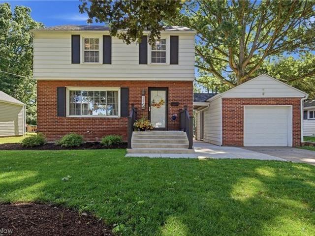 House for sale in Summit, Ohio