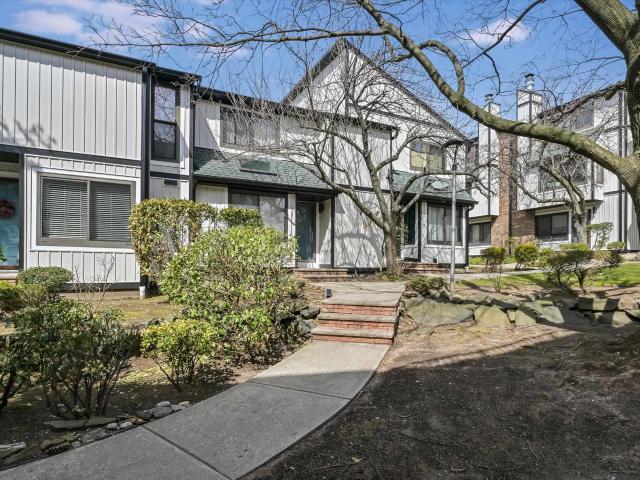 House for sale in Fort Lee, New Jersey