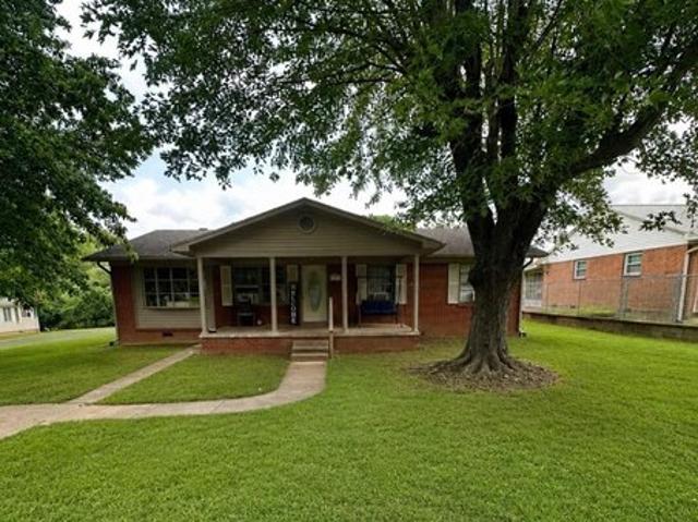 House for sale in Madisonville, Kentucky