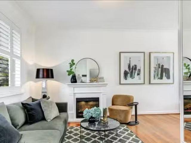 Apartment for rent in East Melbourne