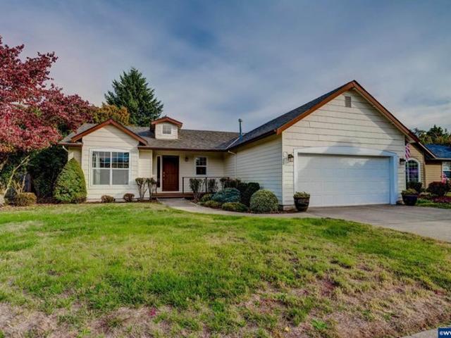 House for sale in Oregonia