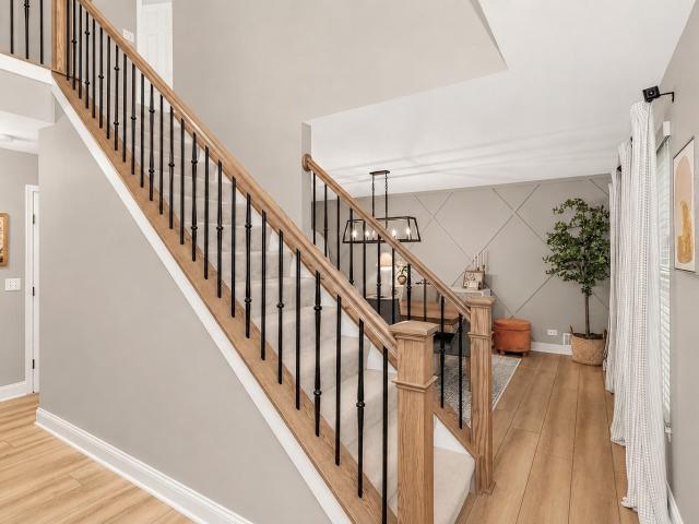 Townhouse for sale in Streamwood, Illinois
