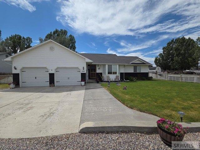 House for sale in Bingham, Idaho
