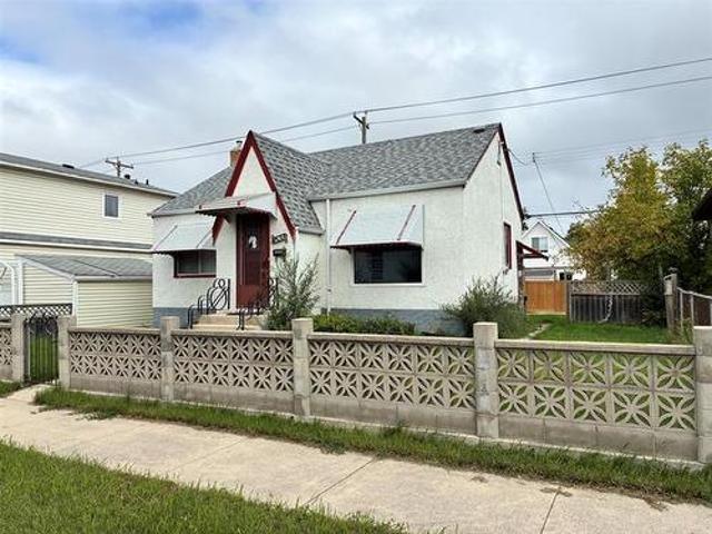 House for sale in Weston, Winnipeg