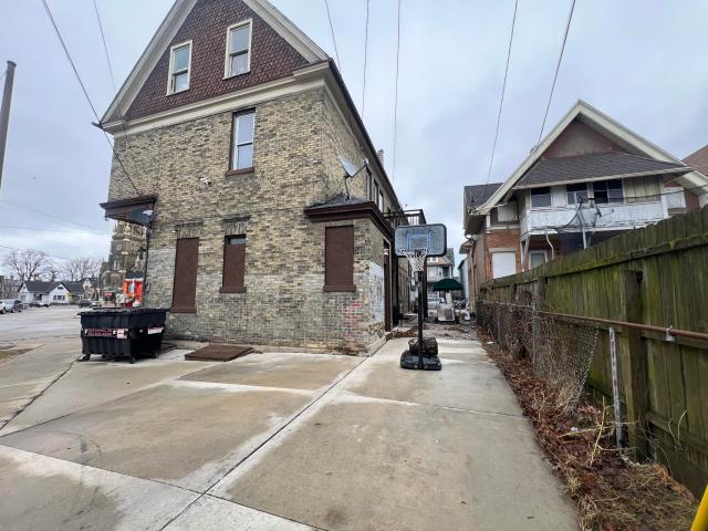 Commercial for sale in Milwaukee, Wisconsin
