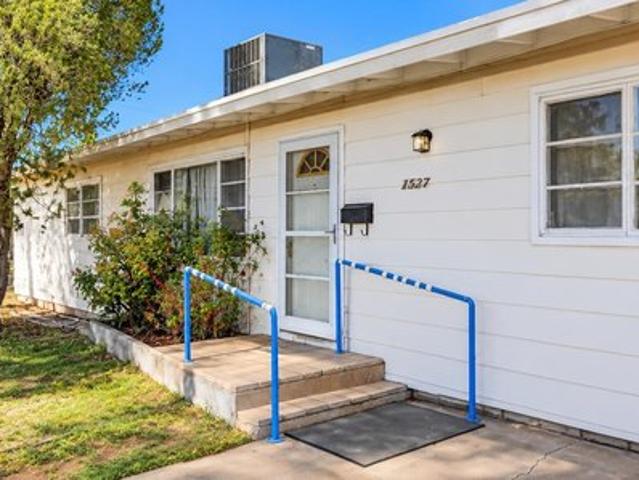 House for sale in Douglas, Cochise County
