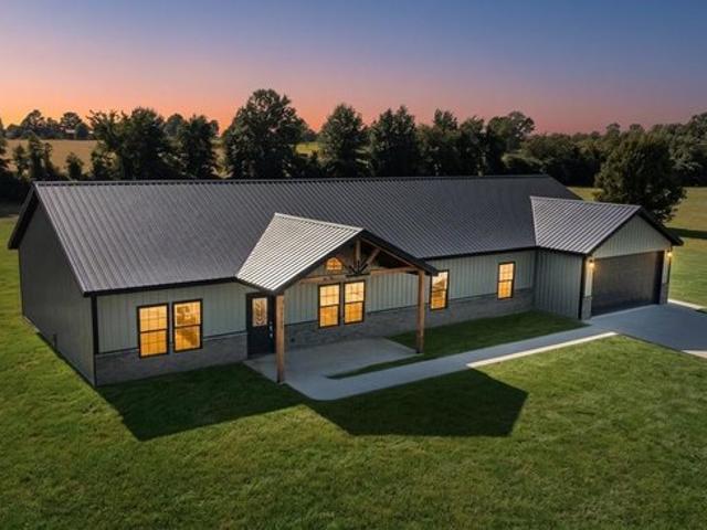 House for sale in El Dorado Springs, Missouri