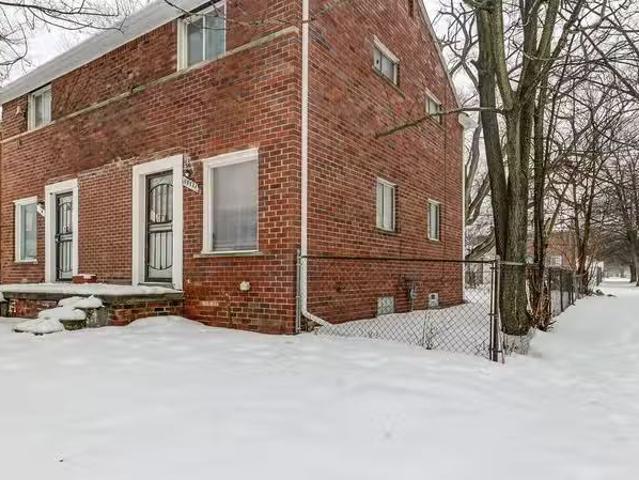 Condo for rent in Detroit